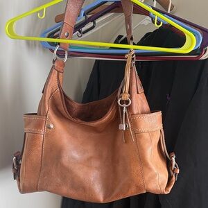 Tan Fossil key shoulder bag